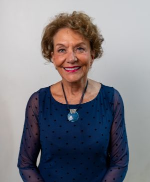 Patricia L | team member